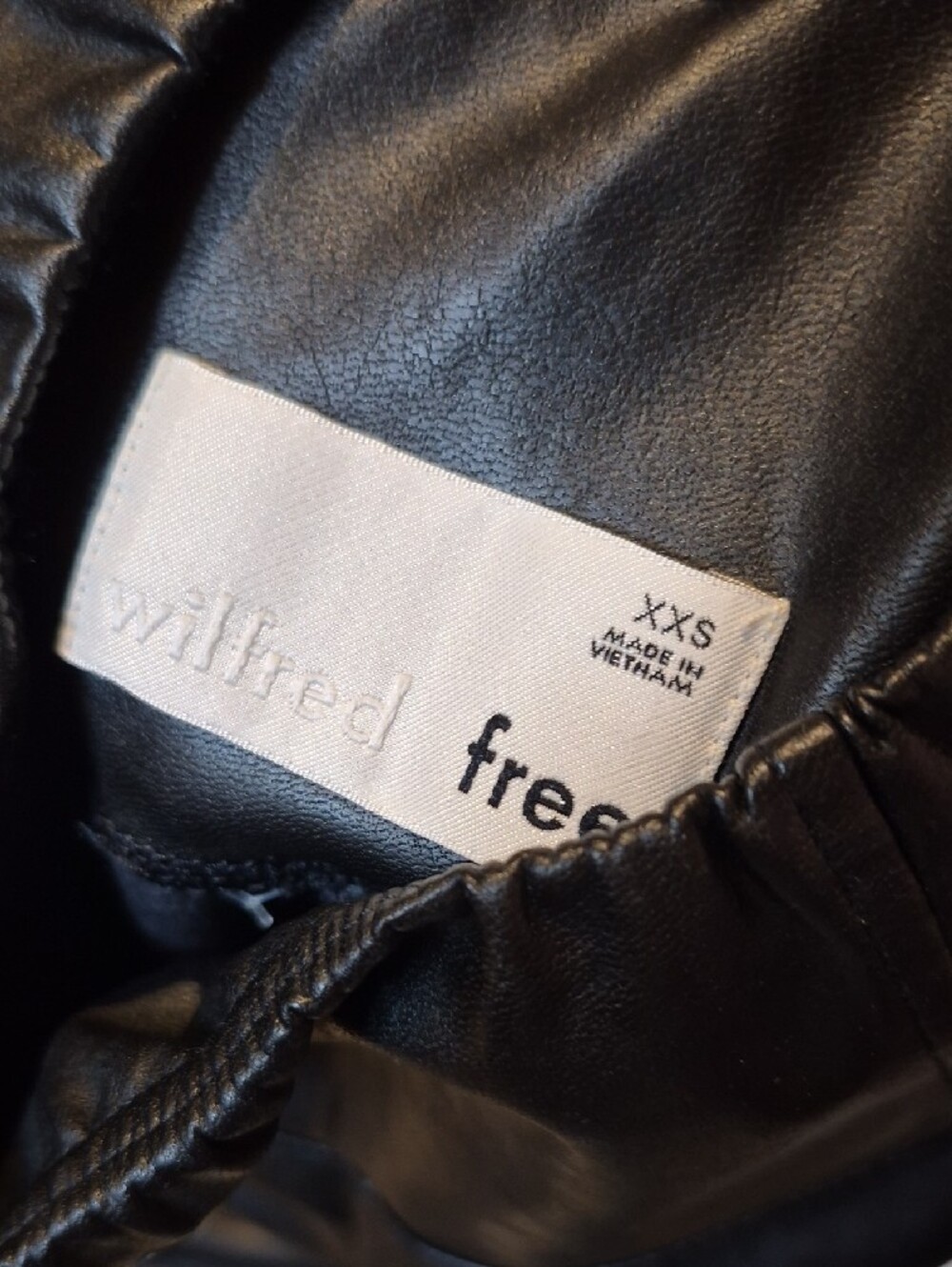 Wilfred Black Faux Leather High-Rise Leggings - Picture 2 of 2